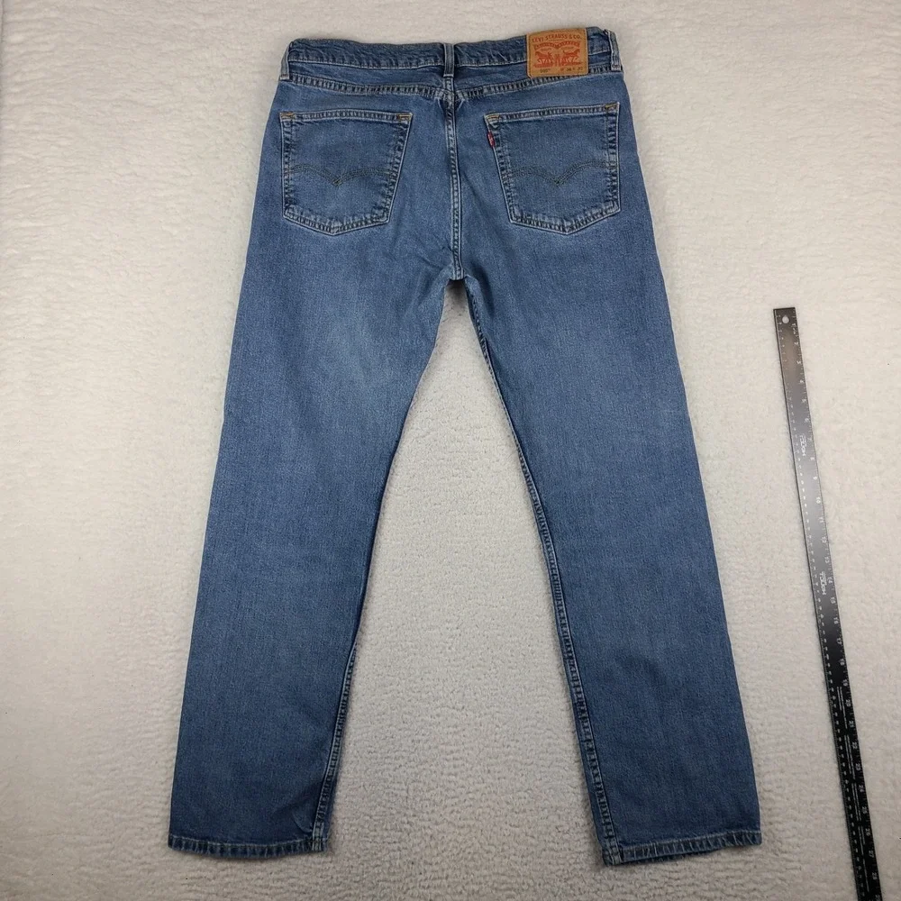 Levi's 505 Jeans Mens 36x32 Blue Regular Fit Straight Leg Medium Wash Denim